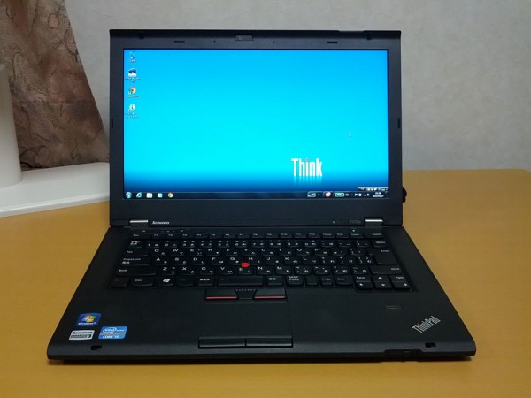 ThinkPad-T430s-外観＆液晶ON