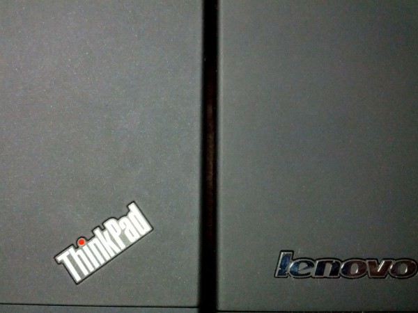 ThinkPad-X230&X220-天板材質比較