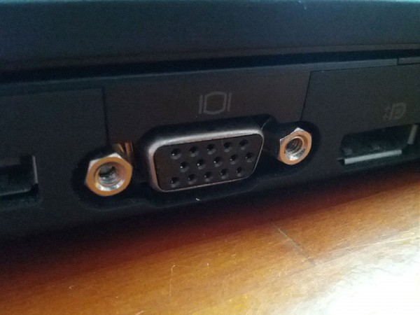 ThinkPad-X220-VGA端子